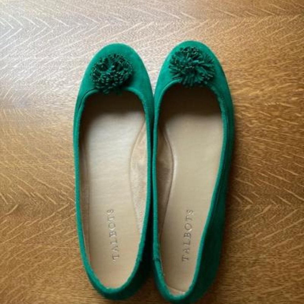 Talbot's Kelly Green Suede Ballet Flat 8.5